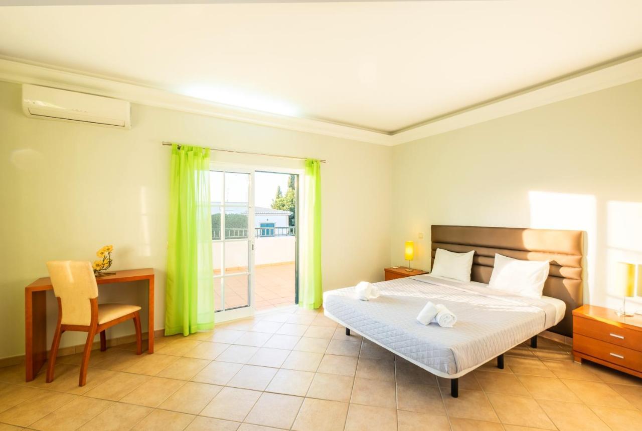 Isa - Heated Pool - Free Wi-fi - Air Con Villa Guia (Faro)