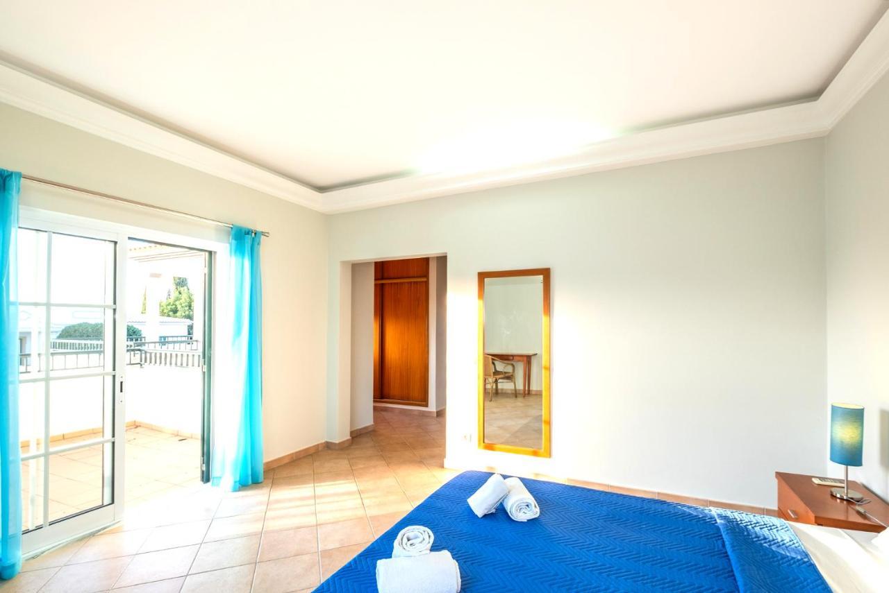 Isa - Heated Pool - Free Wi-fi - Air Con Villa Guia (Faro)