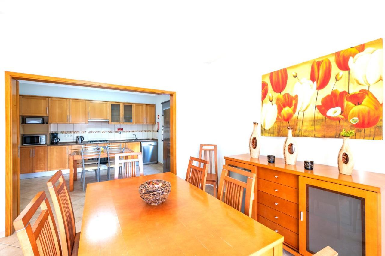 Isa - Heated Pool - Free Wi-fi - Air Con Villa