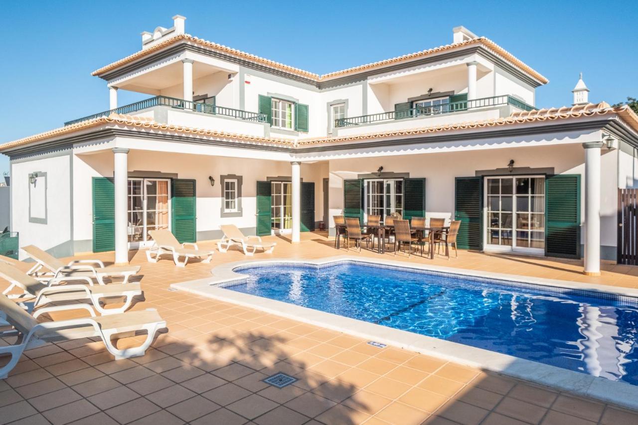Isa - Heated Pool - Free Wi-fi - Air Con Guia (Faro)